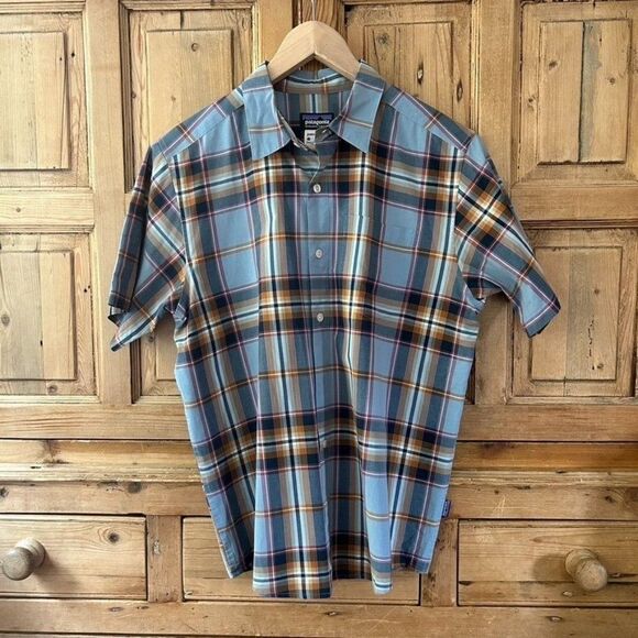 Men's Patagonia Small Fezzman Button Front Shirt Blue Brown Collared - Sm. Flaw - Picture 1 of 9